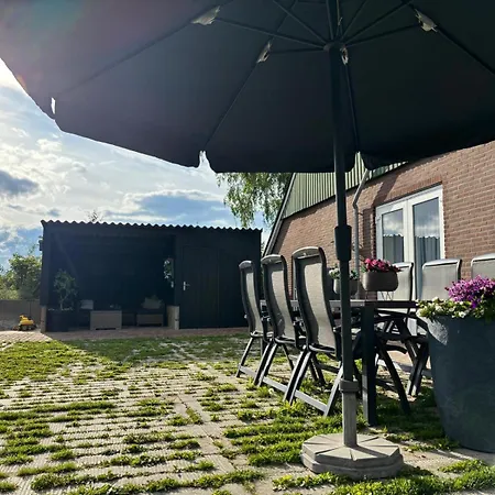 Vakantiewoning Op De Woerd Feriehus *
